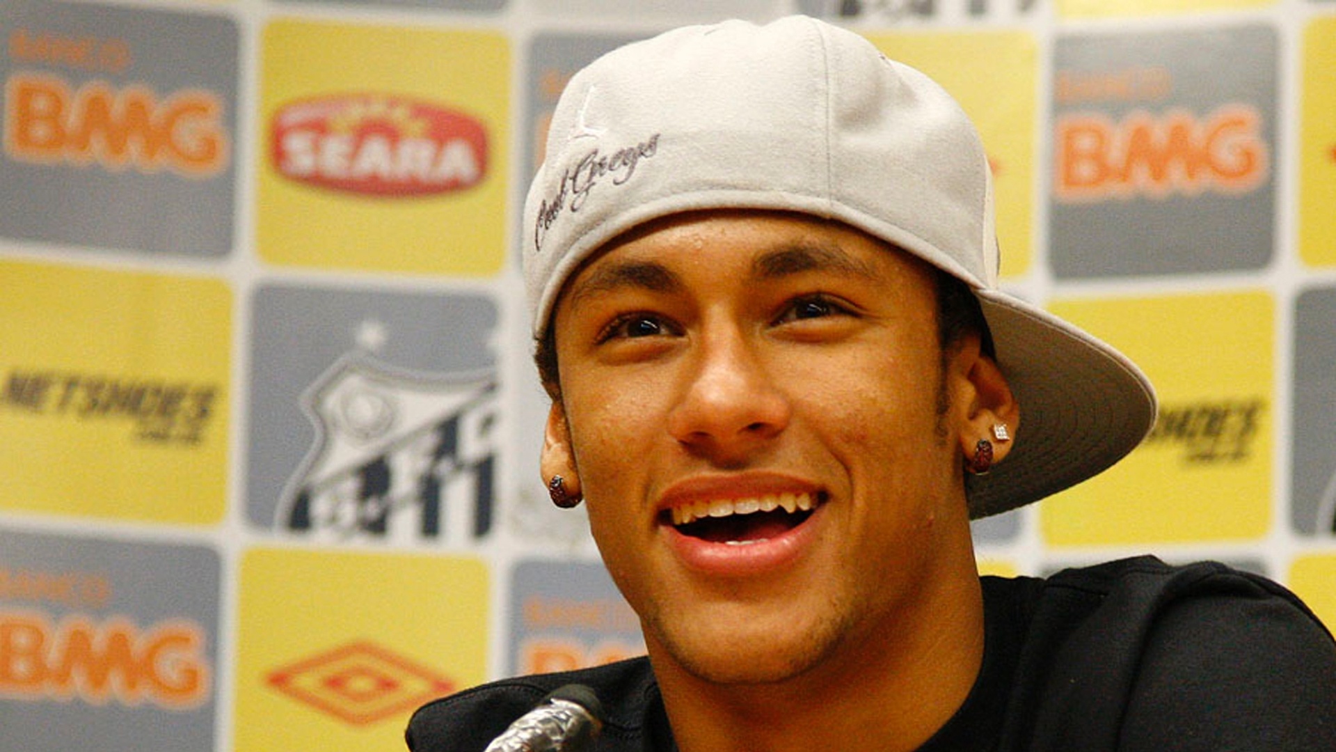 Neymar e o Contrato Com o Santos Até 2022 – Vídeo