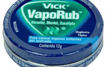 Receita Vick Vaporub Nós Pés do Bebê  Contra Tosse – Mito Ou Verdade ?