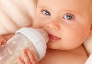 Saiba Escolher a Mamadeira Correta Para Seu Bebê – Dicas, Informações (2)