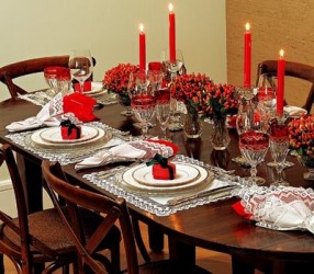 Como-decorar-a-mesa-para-almoço-especial-entre-família