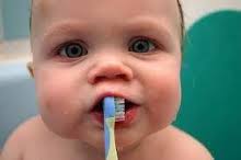 Traumatismo nos Dentes dos Bebês – O que Fazer Quando Isso Acontece