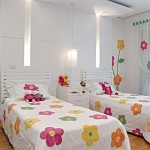 Como Decorar a Casa Nesta Primavera de 2025 – Fotos e Dicas 290797-quarto-decorado-com-flores