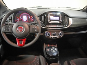 Novo carro Fiat Uno Sporting Dualogic 2022 