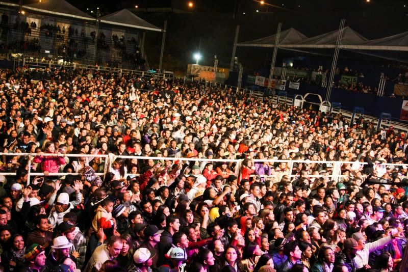 Público-lotou-a-arena Festival